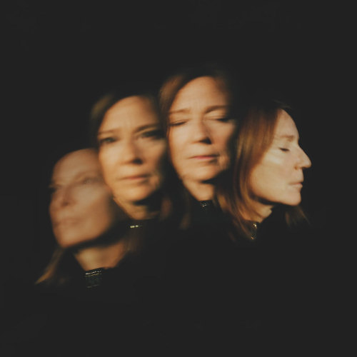 Pochette de l'album "Lives Outgrown" de Beth Gibbons