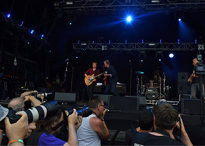 Photographes lors d'un concert.